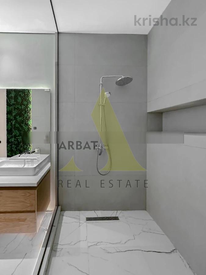 Фото Квартира, 5 комн, 320 м², 9/10 эт., 2017 г.п.