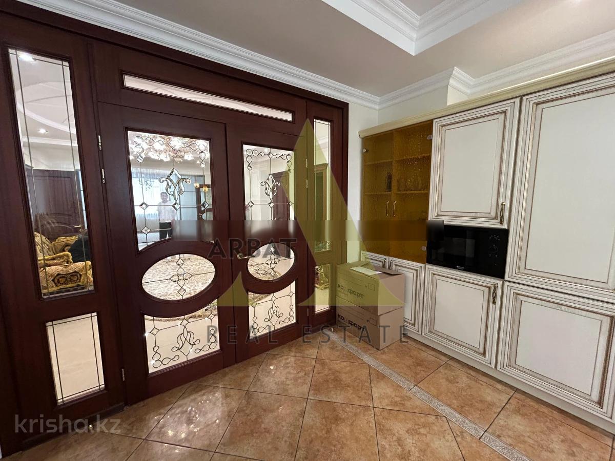 Фото Квартира, 5 комн, 228.5 м², 4/12 эт., 2008 г.п.