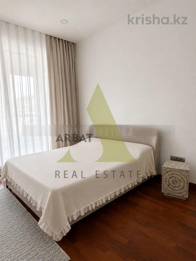 Фото Квартира, 4 комн, 174 м², 17/22 эт., 2015 г.п.