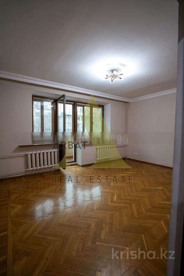 Фото Квартира, 5 комн, 226.2 м², 1/6 эт., 1996 г.п.