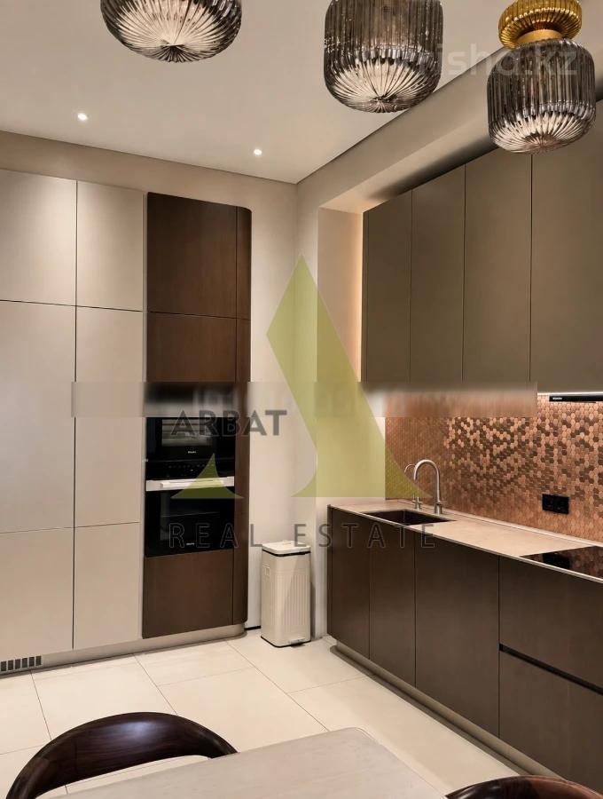 Фото Квартира, 4 комн, 164 м², 1/3 эт., 2022 г.п.