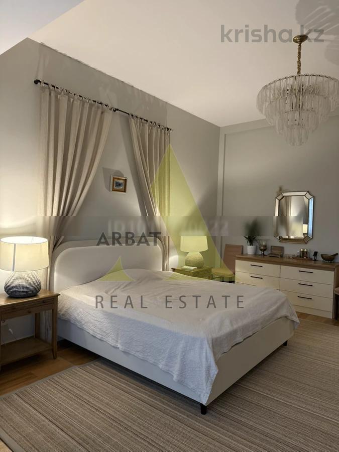 Фото Квартира, 3 комн, 150 м², 8/8 эт., 2017 г.п.