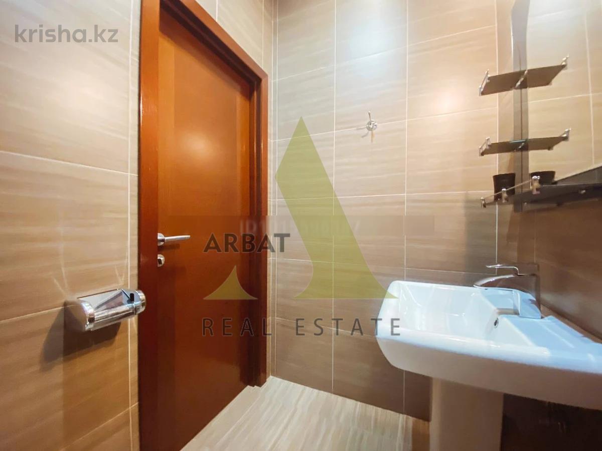 Фото Квартира, 4 комн, 200 м², 2/5 эт., 2010 г.п.