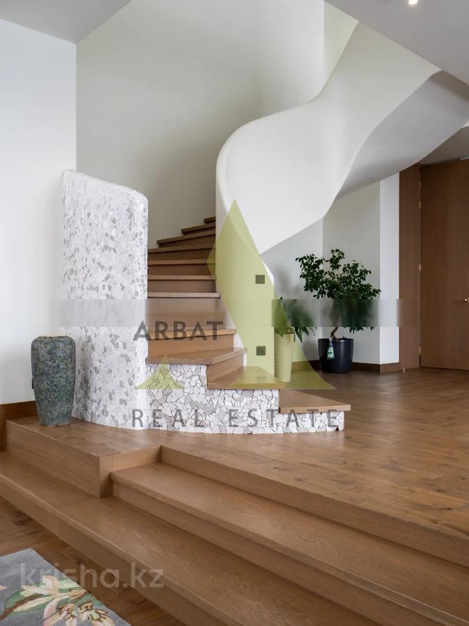 Фото Отдельный дом, 7 комн, 800м²