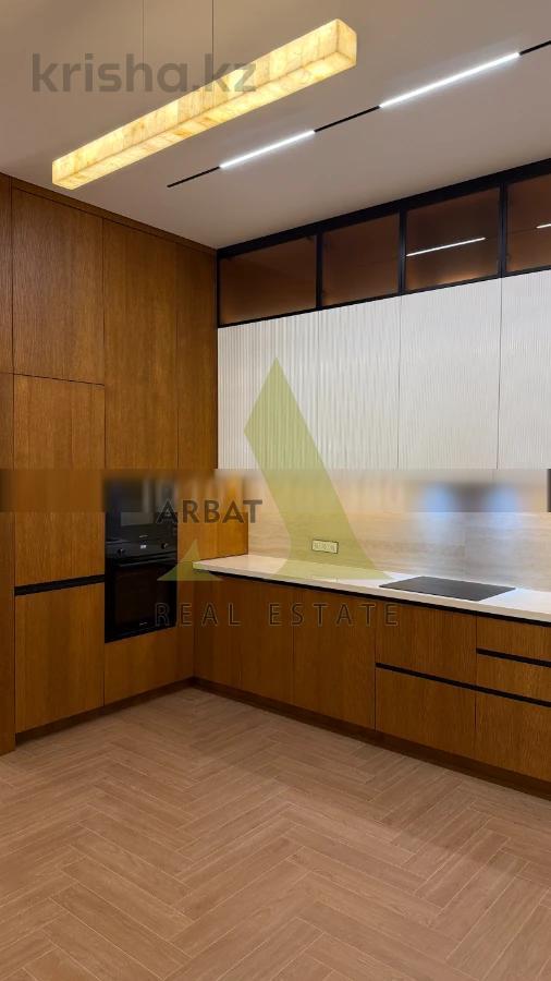Фото Квартира, 2 комн, 84 м², 3/9 эт.