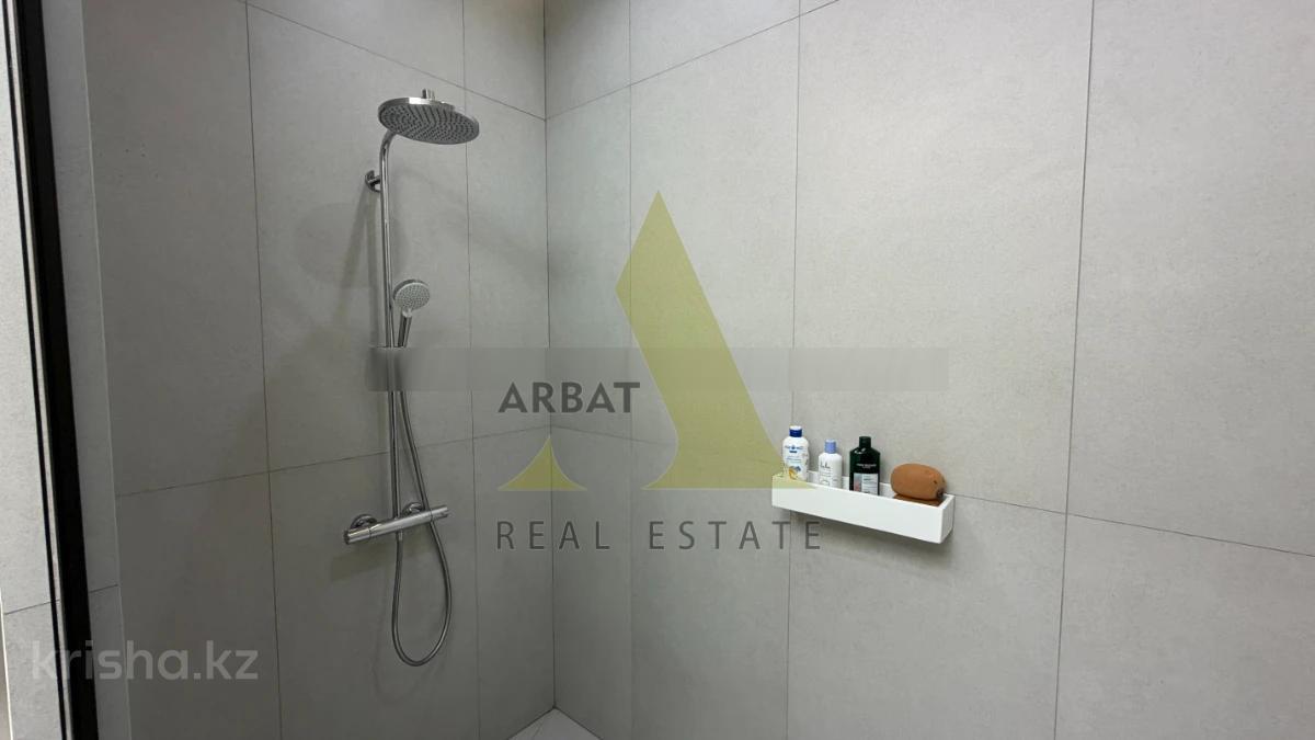 Фото Квартира, 4 комн, 193 м², 1/3 эт., 2022 г.п.