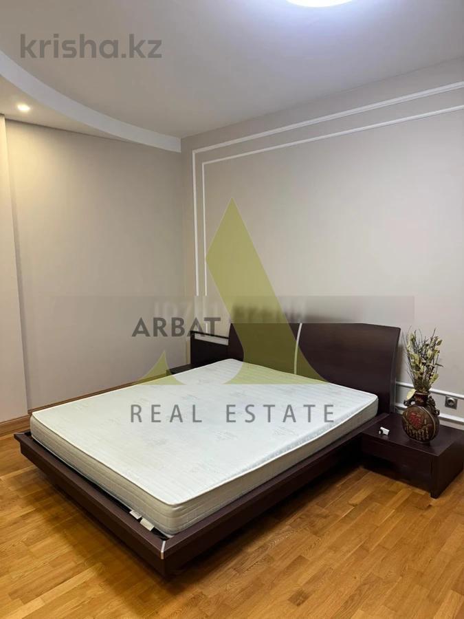 Фото Квартира, 4 комн, 185 м², 4/5 эт.