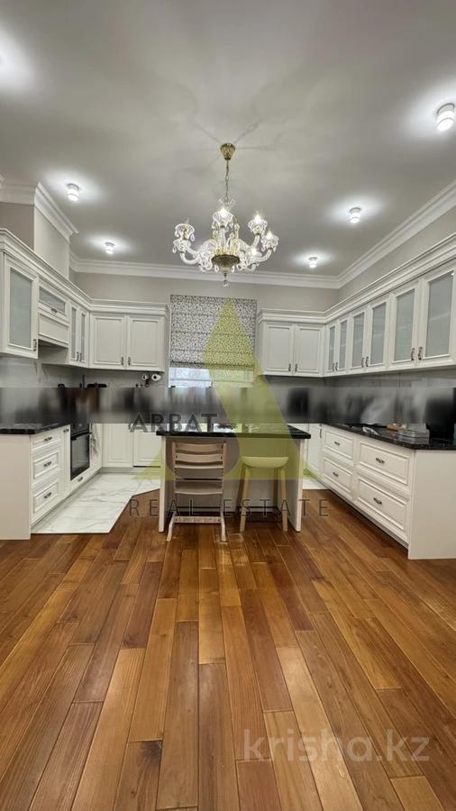 Фото Отдельный дом, 7 комн, 823м²