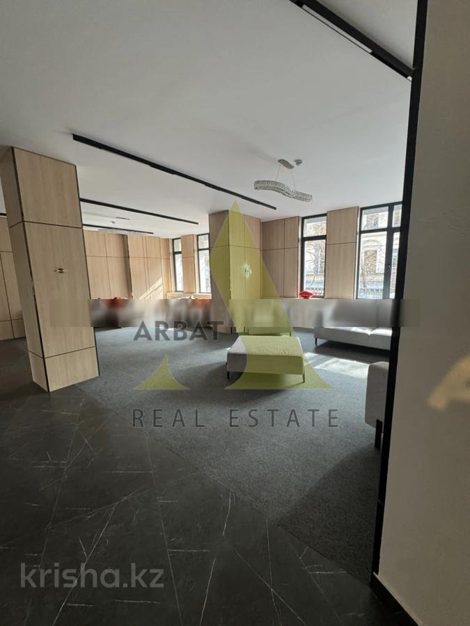 Фото Квартира, 6 комн, 440 м², 1/3 эт., 2022 г.п.