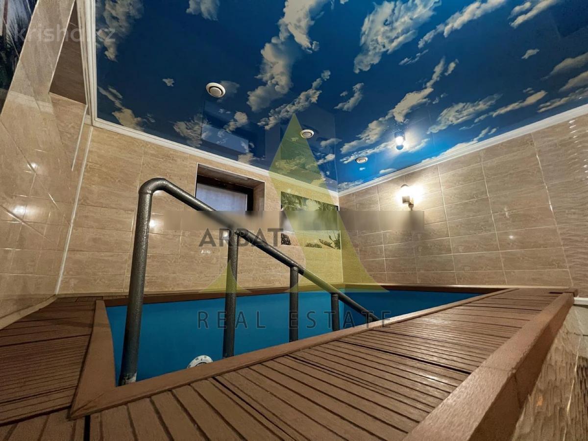 Фото Отдельный дом, 8 комн, 500м²