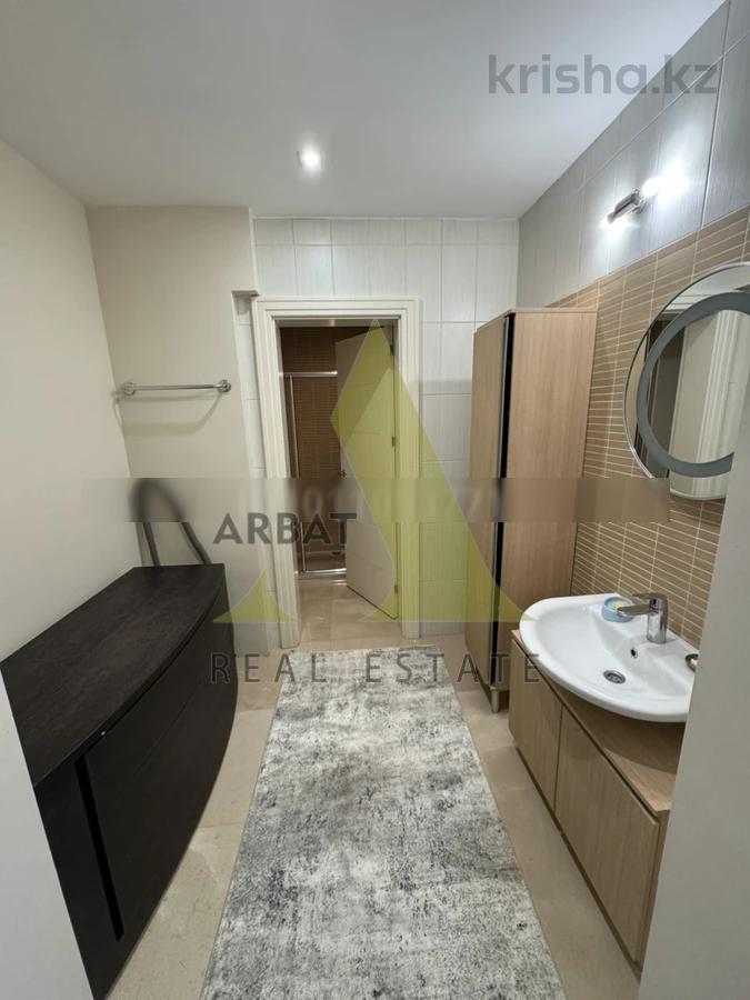 Фото Квартира, 5 комн, 220 м², 2 эт., 2007 г.п.