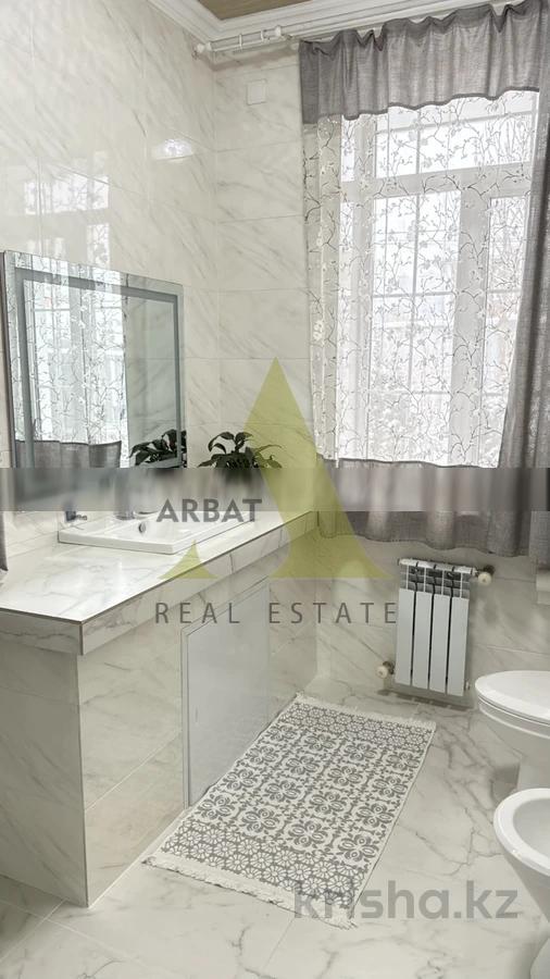Фото Отдельный дом, 6 комн, 180м²