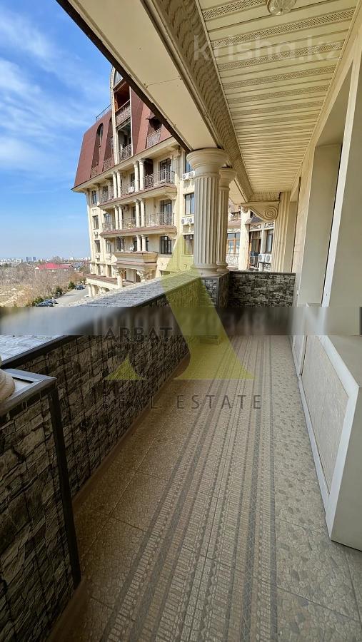 Фото Квартира, 4 комн, 192.8 м², 4/9 эт., 2010 г.п.