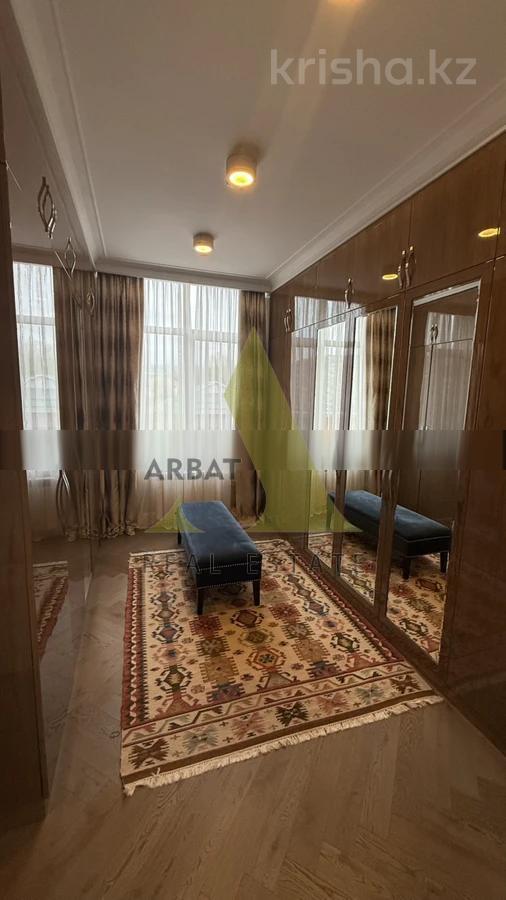 Фото Квартира, 6 комн, 315 м², 4/4 эт., 2018 г.п.