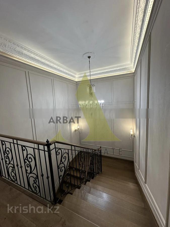 Фото Квартира, 5 комн, 230 м², 1/2 эт., 2010 г.п.