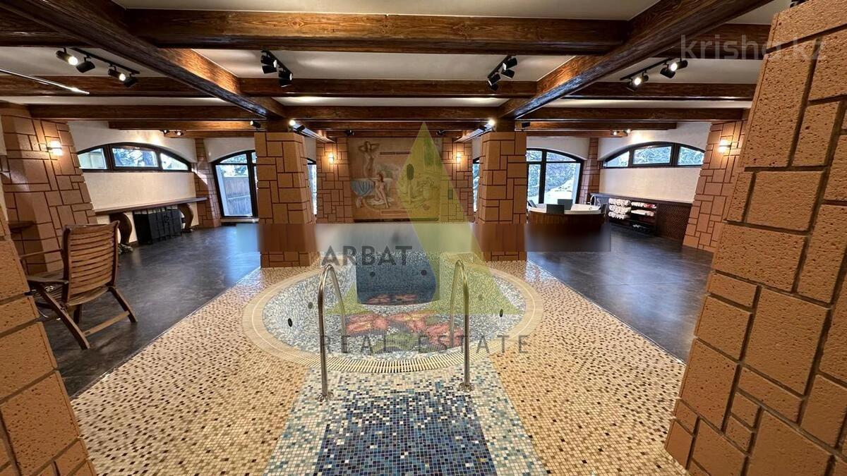 Фото Отдельный дом, 5 комн, 700м²