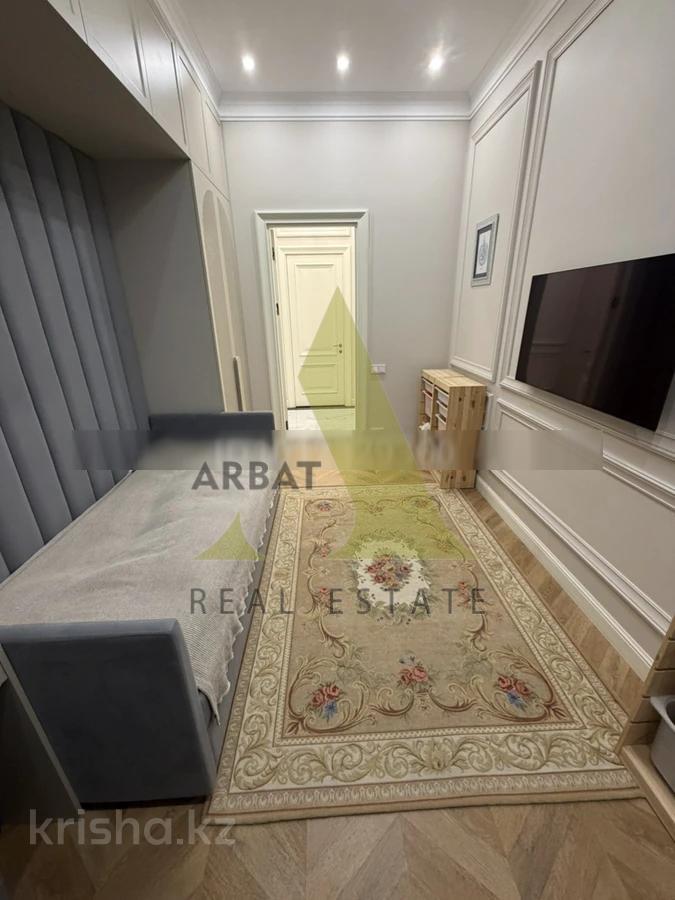 Фото Квартира, 5 комн, 160 м², 3/6 эт., 2017 г.п.
