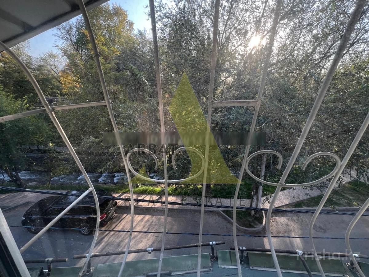 Фото Отдельный дом, 6 комн, 330м²