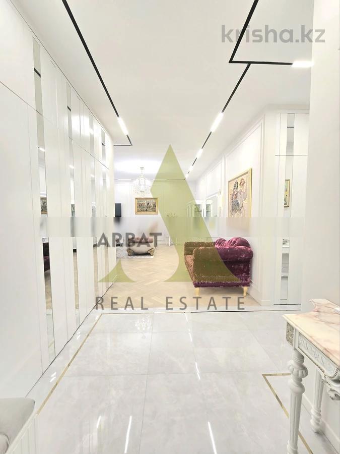 Фото Квартира, 4 комн, 170 м², 1/3 эт., 2022 г.п.