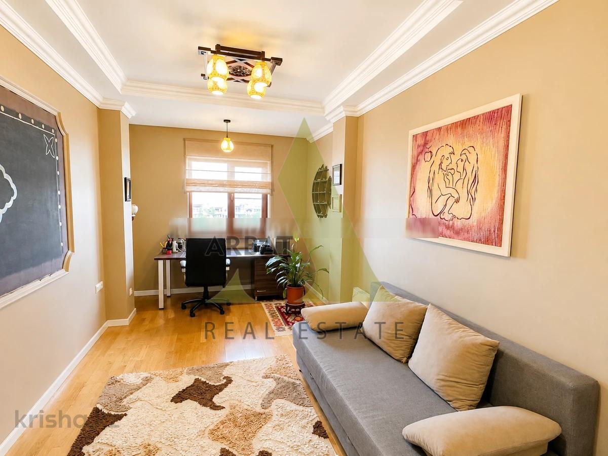 Фото Квартира, 4 комн, 200 м², 6/7 эт.