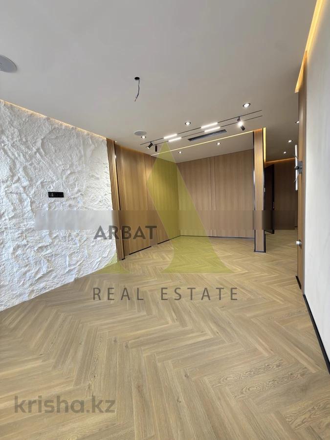 Фото Квартира, 4 комн, 155 м², 7/7 эт., 2018 г.п.