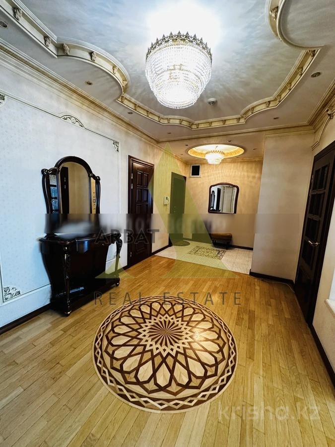Фото Квартира, 5 комн, 196 м², 6/17 эт., 2005 г.п.
