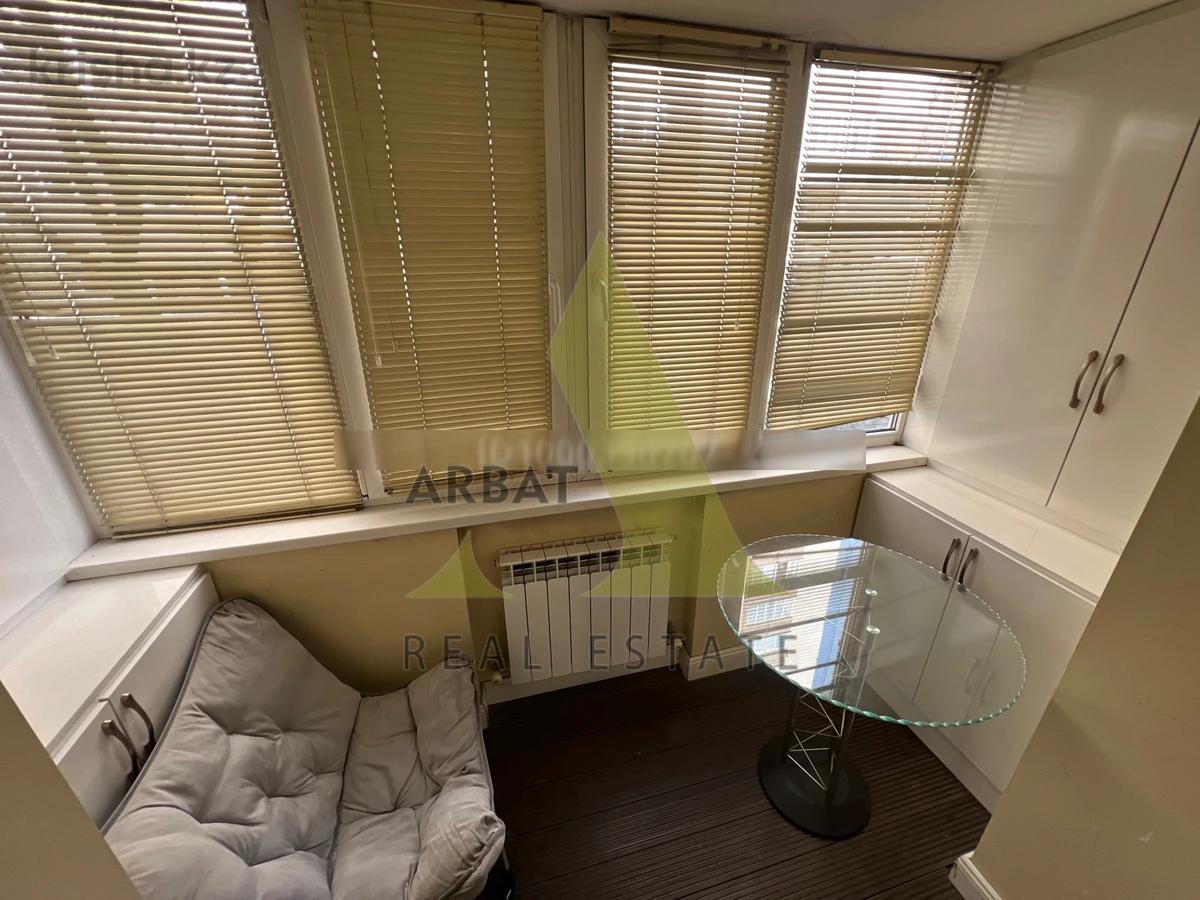 Фото Квартира, 3 комн, 75 м², 1/4 эт.