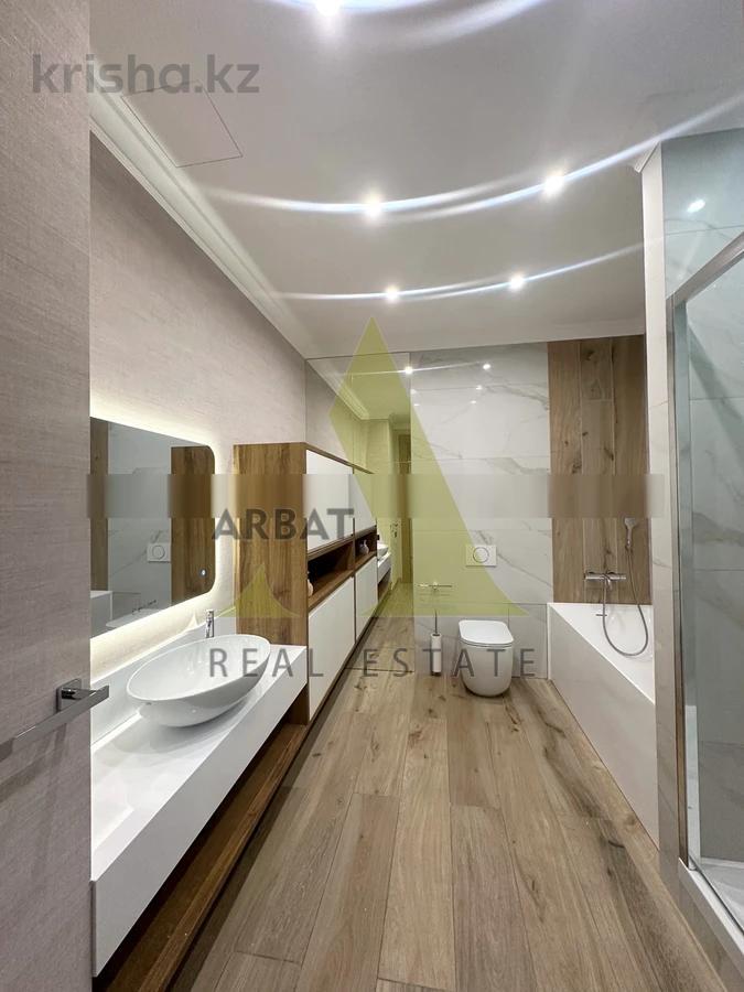 Фото Квартира, 4 комн, 238 м², 2/3 эт., 2018 г.п.