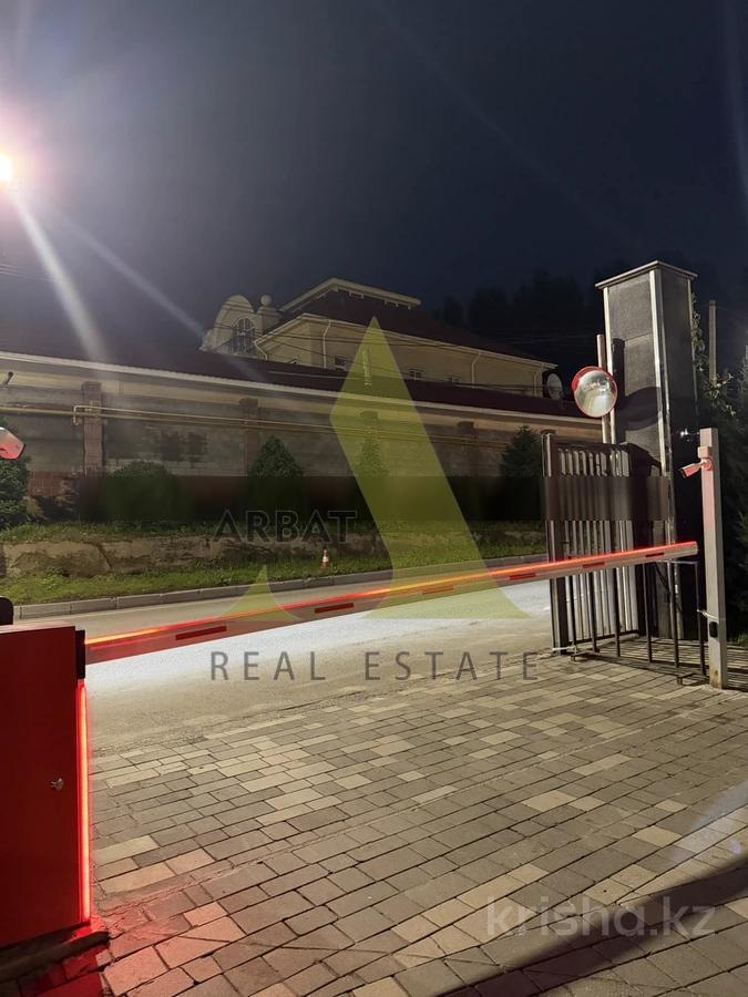 Фото Квартира, 6 комн, 380 м², 1/3 эт.
