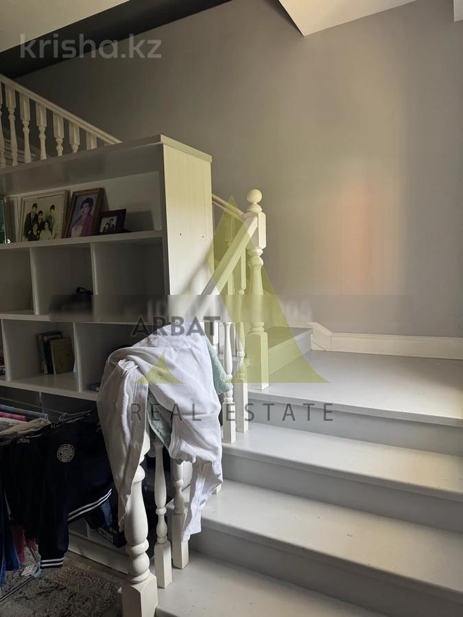 Фото Часть дома, 7 комн, 300м²