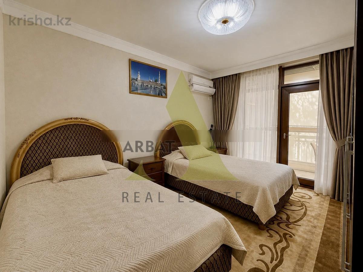 Фото Квартира, 5 комн, 190 м², 2/21 эт.