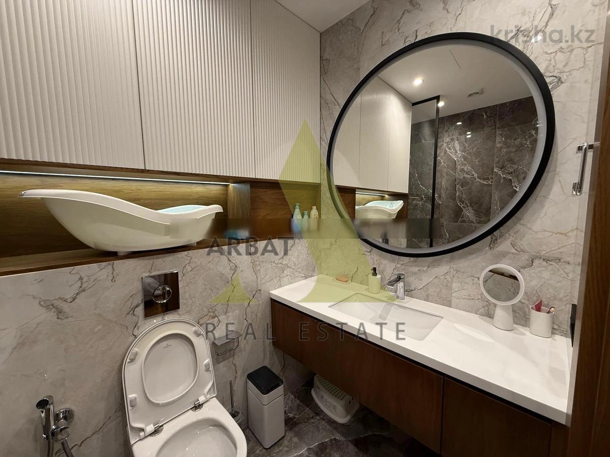 Фото Квартира, 3 комн, 165 м², 1/3 эт., 2019 г.п.