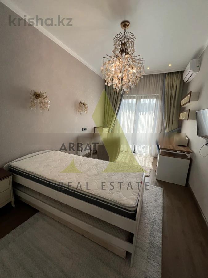 Фото Квартира, 5 комн, 185 м², 4 эт.