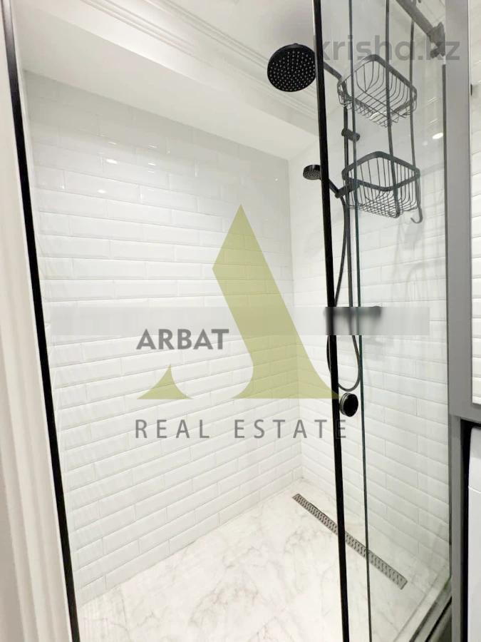 Фото Квартира, 3 комн, 138 м², 4/4 эт., 1978 г.п.