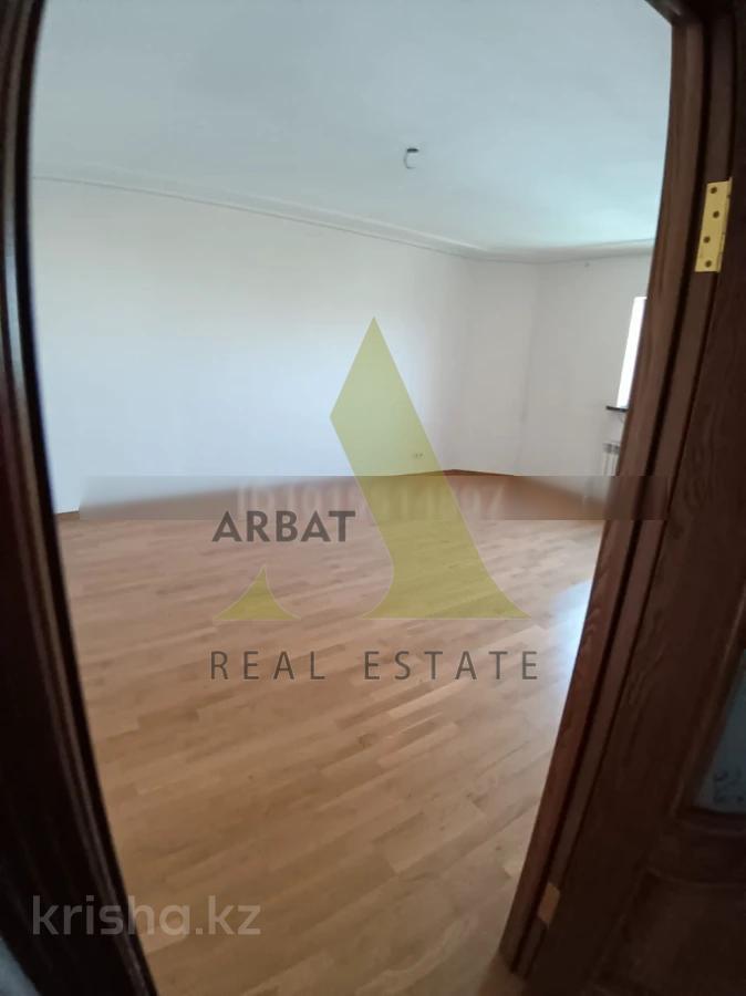 Фото Квартира, 7 комн, 415 м², 5/6 эт., 2004 г.п.
