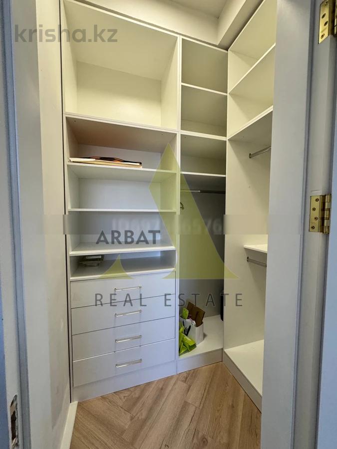 Фото Отдельный дом, 8 комн, 400м²