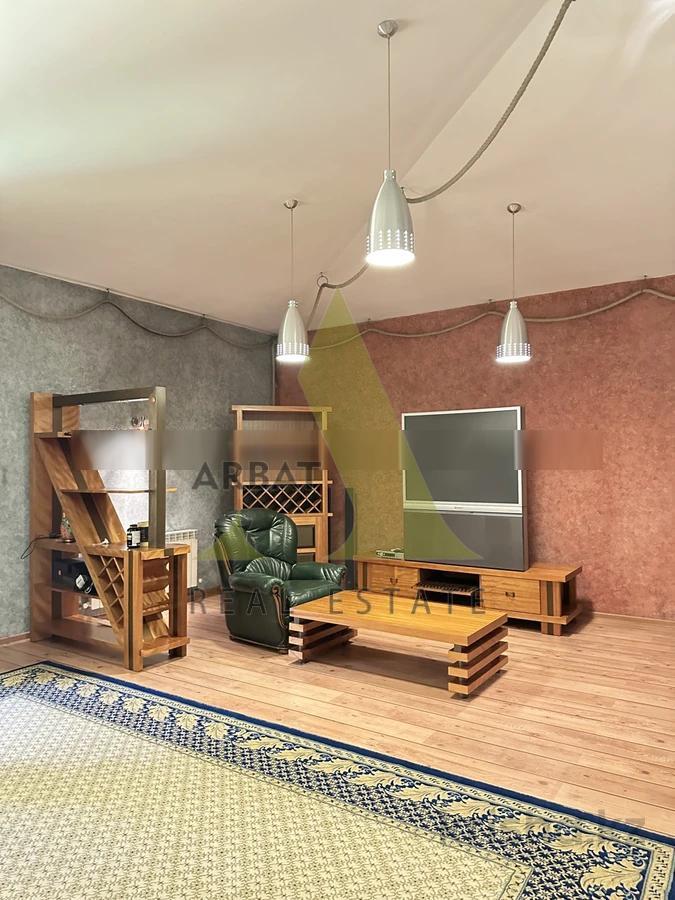 Фото Отдельный дом, 7 комн, 750м²
