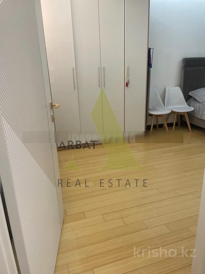 Фото Квартира, 4 комн, 130 м², 6/15 эт., 2008 г.п.