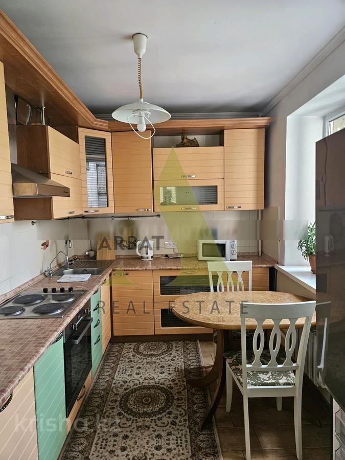 Фото Квартира, 3 комн, 70 м², 3/5 эт., 1989 г.п.