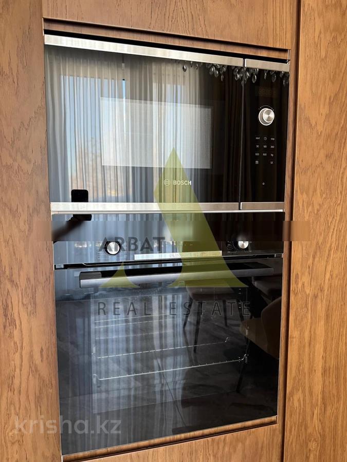 Фото Квартира, 3 комн, 165 м², 1/3 эт., 2019 г.п.