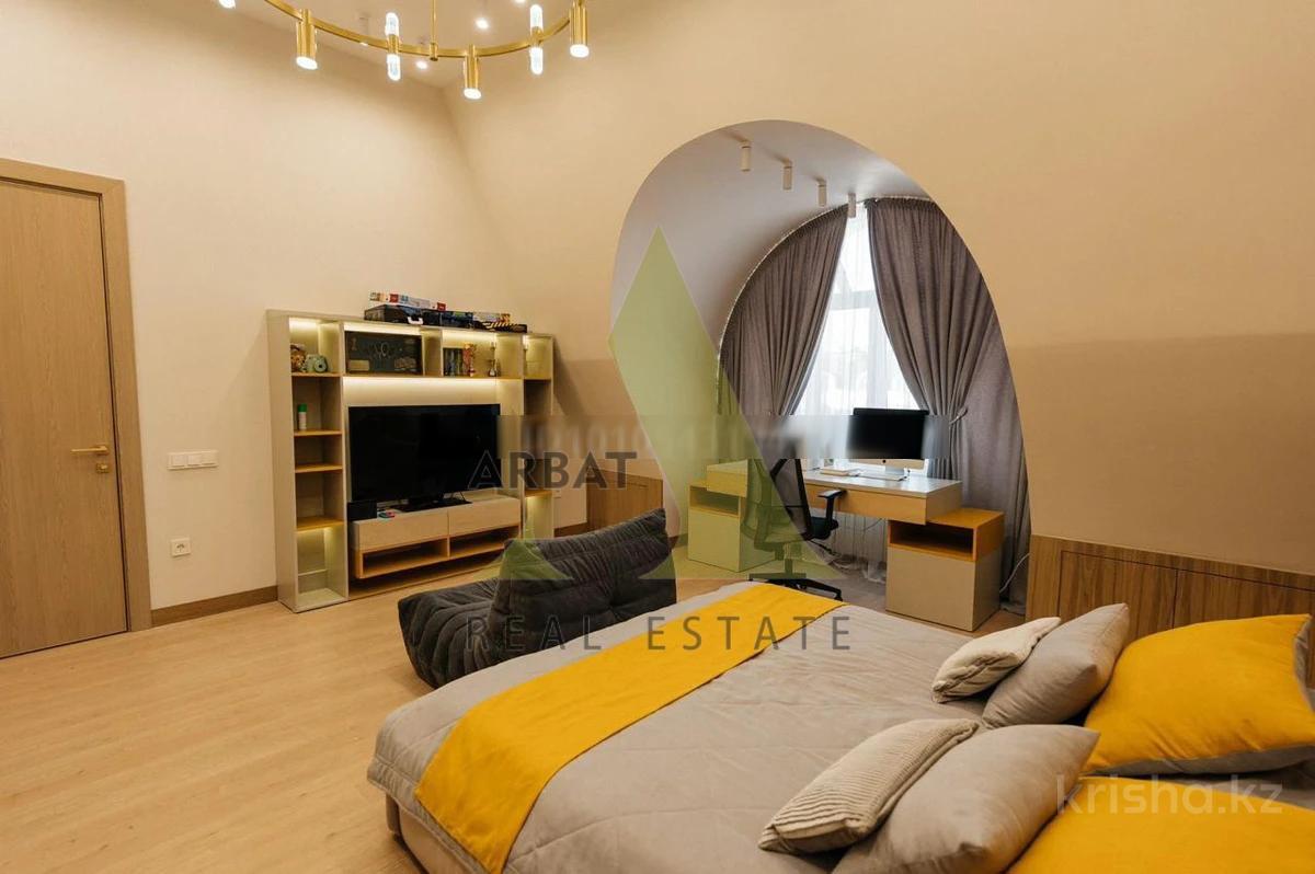 Фото Квартира, 6 комн, 340 м², 6/6 эт., 2013 г.п.