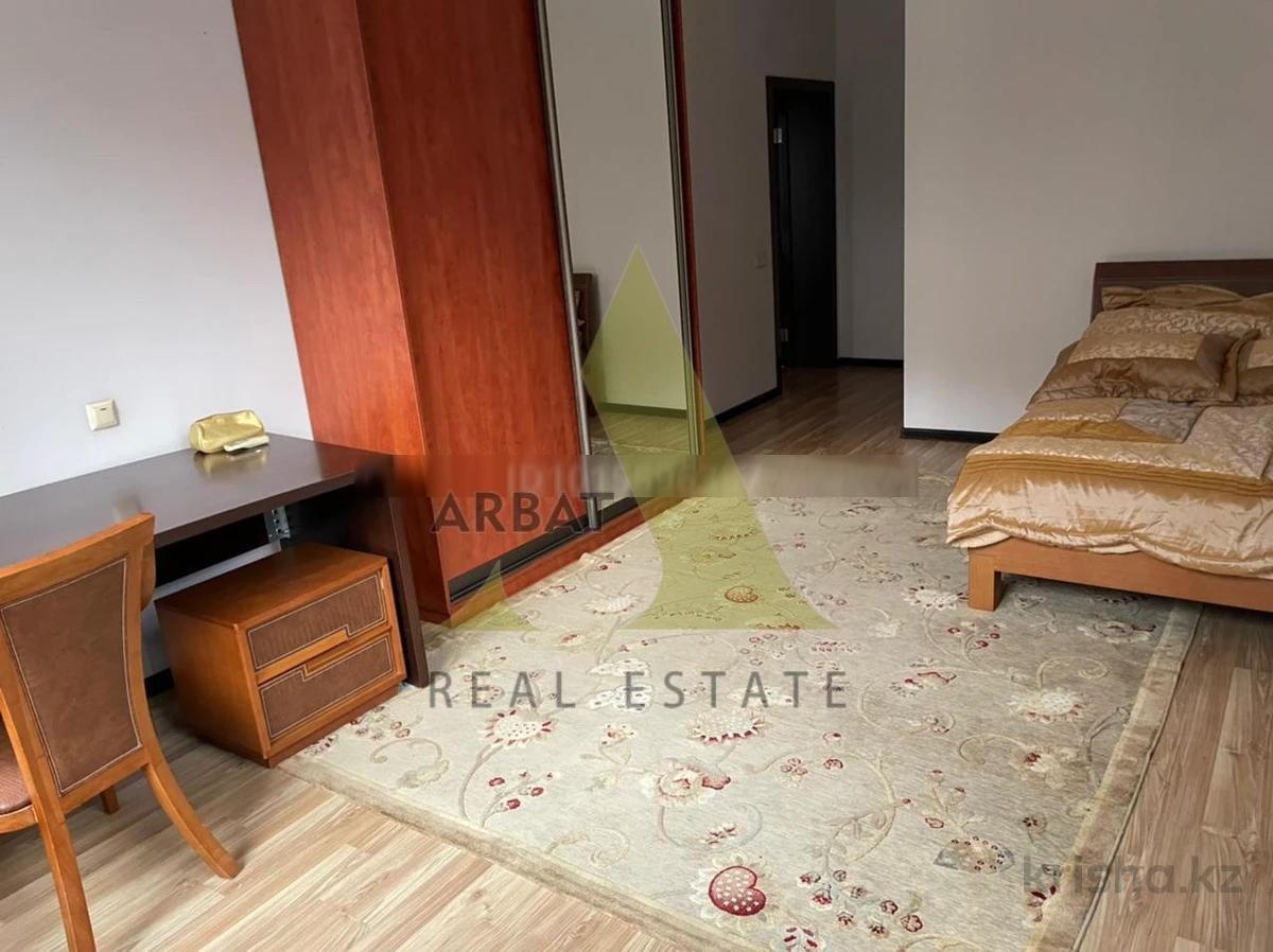 Фото Квартира, 4 комн, 200 м², 2/5 эт., 2010 г.п.
