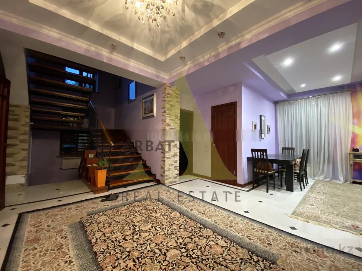 Фото Отдельный дом, 6 комн, 480м²
