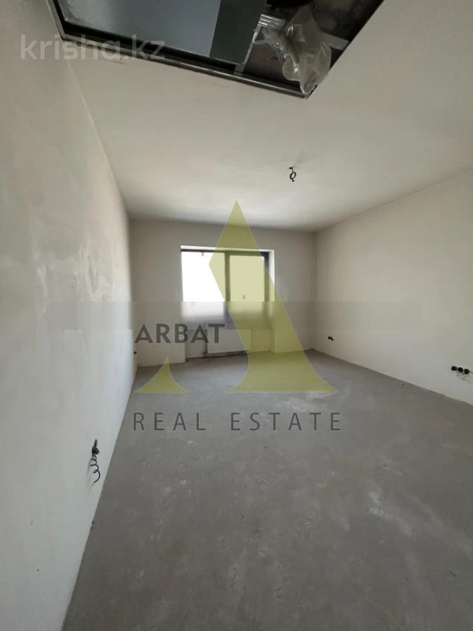 Фото Квартира, 3 комн, 125 м², 2/9 эт., 2012 г.п.