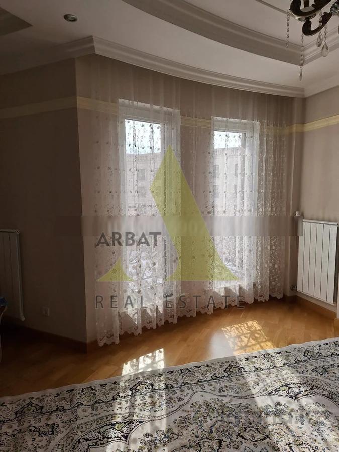 Фото Квартира, 2 комн, 80 м², 4/7 эт., 2008 г.п.