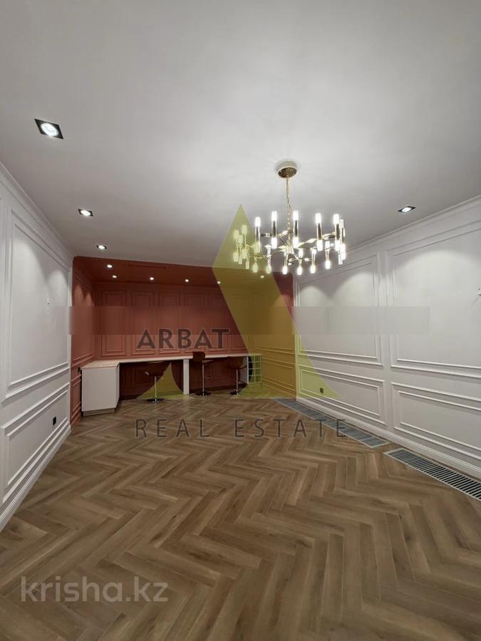 Фото Квартира, 6 комн, 380 м², 1/3 эт.