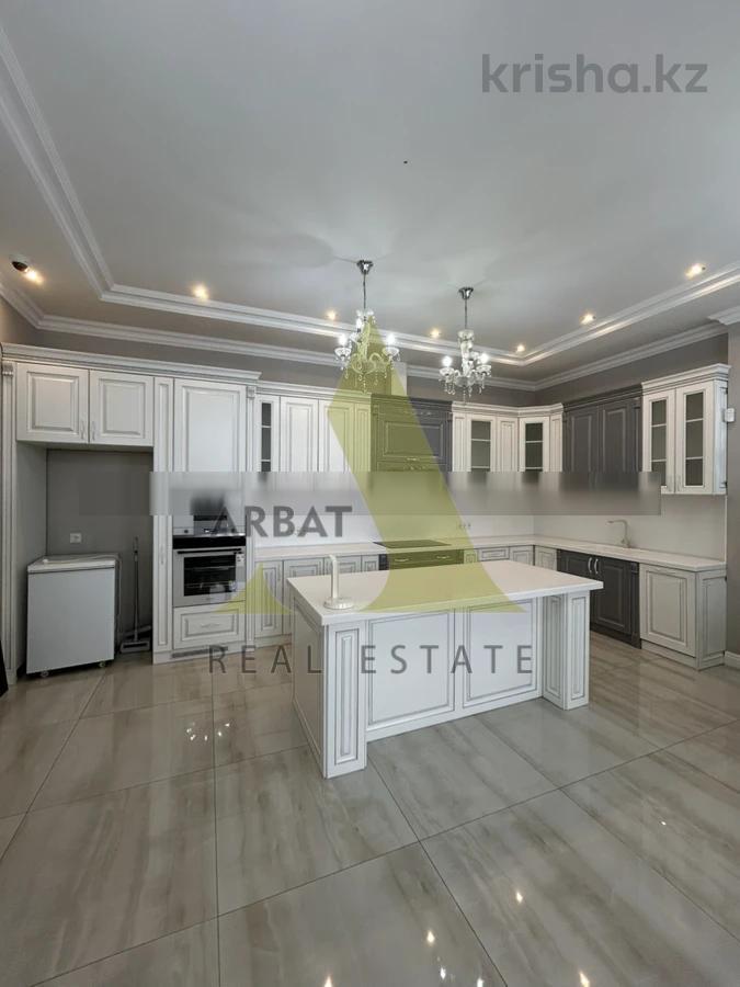Фото Квартира, 7 комн, 440 м², 7/7 эт., 2016 г.п.