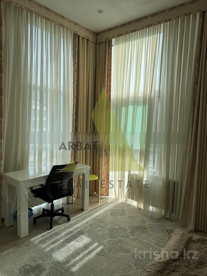 Фото Квартира, 3 комн, 116 м², 4/6 эт., 2017 г.п.