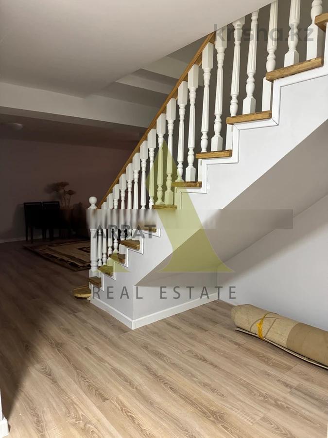Фото Отдельный дом, 8 комн, 400м²