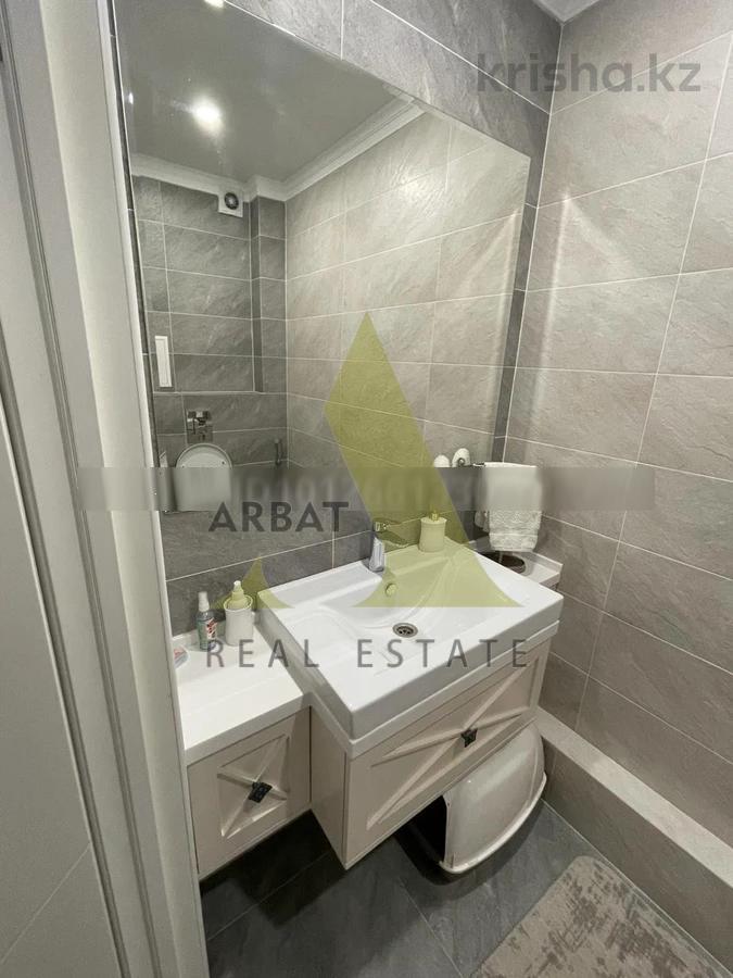 Фото Квартира, 3 комн, 91 м², 8/15 эт., 2015 г.п.